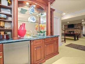 1343 Smith Ridge Road, New Canaan CT 06840