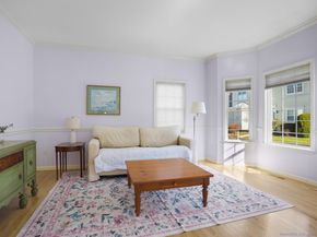 101 Royals Court, Trumbull CT 06611