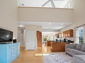 101 Royals Court, Trumbull CT 06611