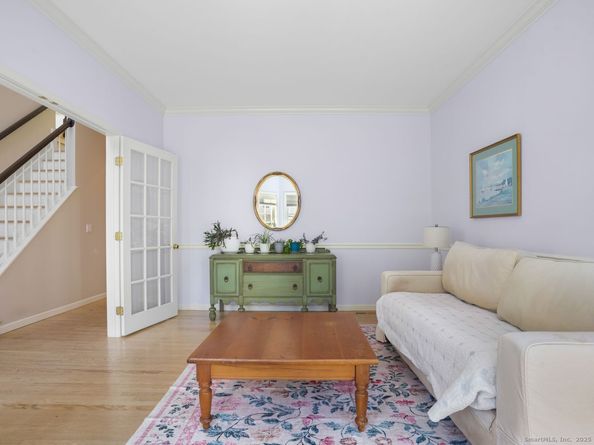 101 Royals Court, Trumbull CT 06611