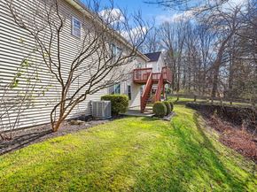 101 Royals Court, Trumbull CT 06611