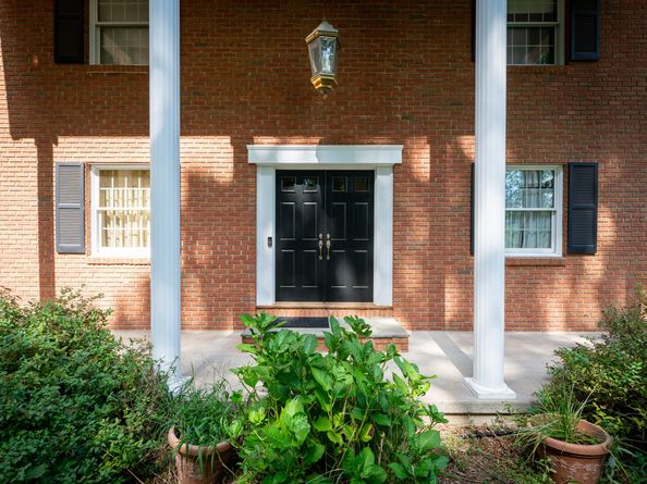 136 Knobloch Lane, Stamford CT 06902