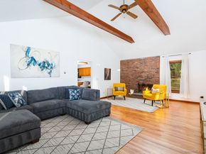 8 Phoebee Lane, Brookfield CT 06804