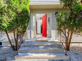 8 Phoebee Lane, Brookfield CT 06804