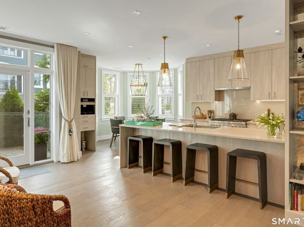 160 Park Street 102, New Canaan CT 06840