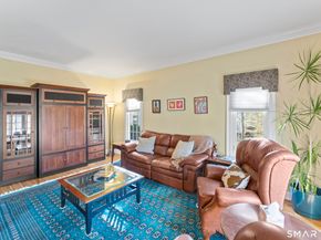 8 Cornerstone Court, Ridgefield CT 06877