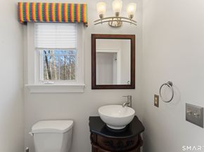 8 Cornerstone Court, Ridgefield CT 06877