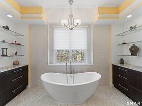 8 Cornerstone Court, Ridgefield CT 06877