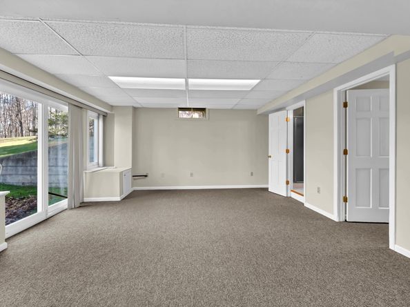 7 Carriage Lane, New Fairfield CT 06812