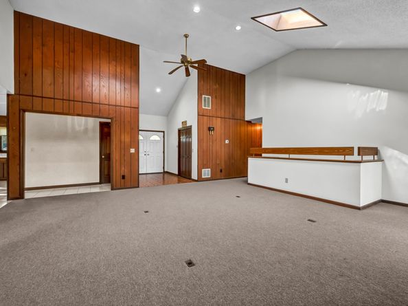 7 Carriage Lane, New Fairfield CT 06812