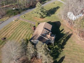 7 Carriage Lane, New Fairfield CT 06812