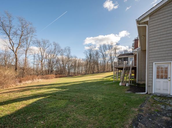 7 Carriage Lane, New Fairfield CT 06812