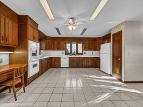 7 Carriage Lane, New Fairfield CT 06812