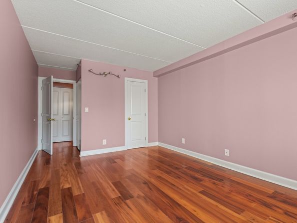 143 Hoyt Street APT 1A, Stamford CT 06905