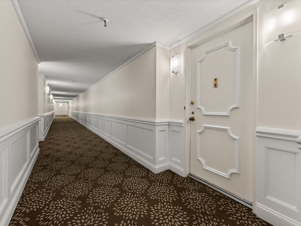 143 Hoyt Street APT 1A, Stamford CT 06905