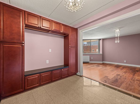 143 Hoyt Street APT 1A, Stamford CT 06905