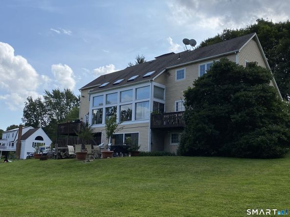 141 Saint Johns Road, Ridgefield CT 06877