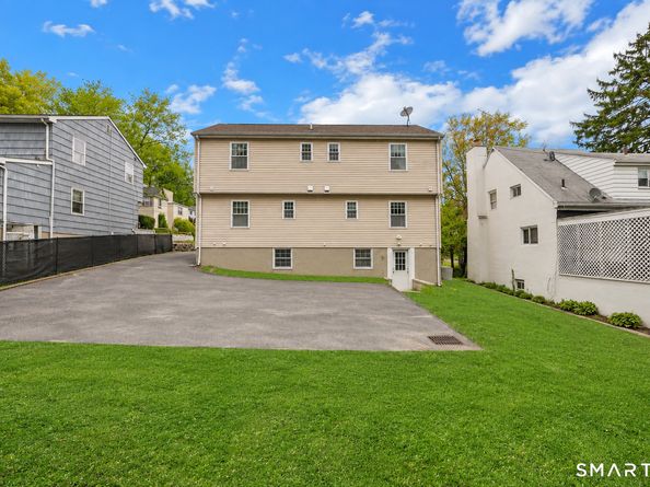 124 Pine Hill Avenue, Stamford CT 06906