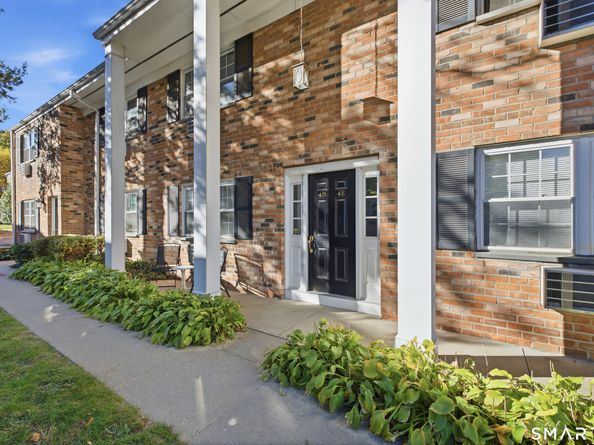 151 Courtland Avenue 4D, Stamford CT 06902