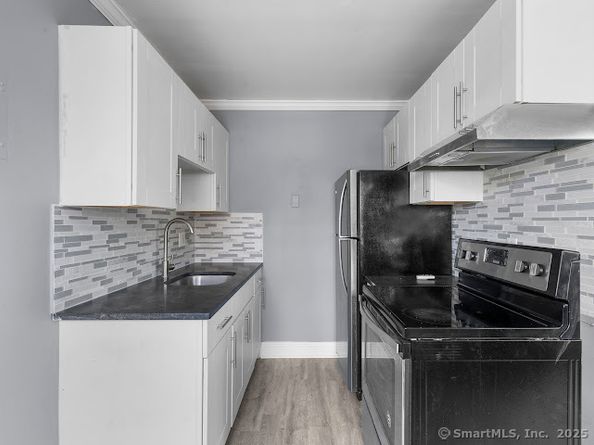191 Oak Street, Bridgeport CT 06604