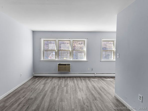 191 Oak Street, Bridgeport CT 06604