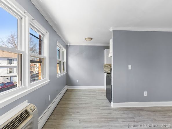191 Oak Street, Bridgeport CT 06604