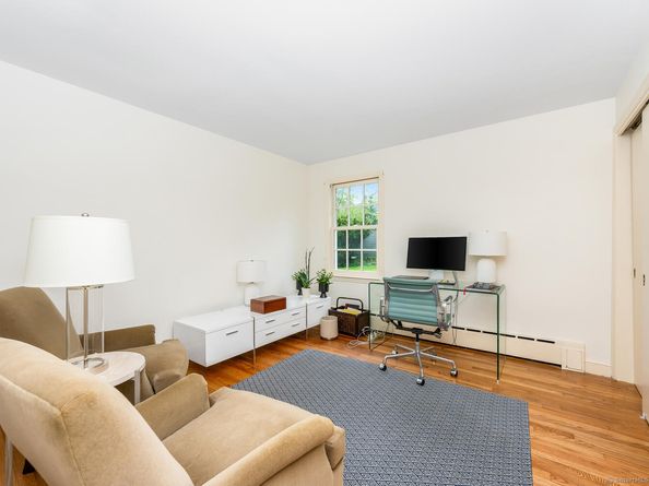 23 Beach Drive, Darien CT 06820