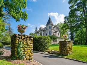 13 Sugar Street, Newtown CT 06470