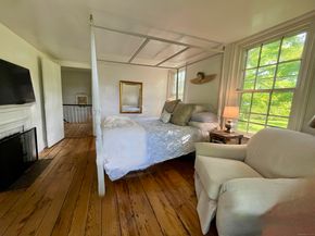 118 Sanfordtown Road, Redding CT 06896