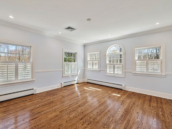139 Jelliff Mill Road, New Canaan CT 06840