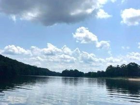 2 Pleasant View Road, New Fairfield CT 06812