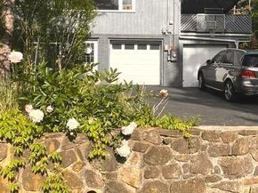2 Pleasant View Road, New Fairfield CT 06812
