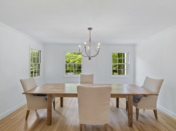 148 W Hills Road, New Canaan CT 06840