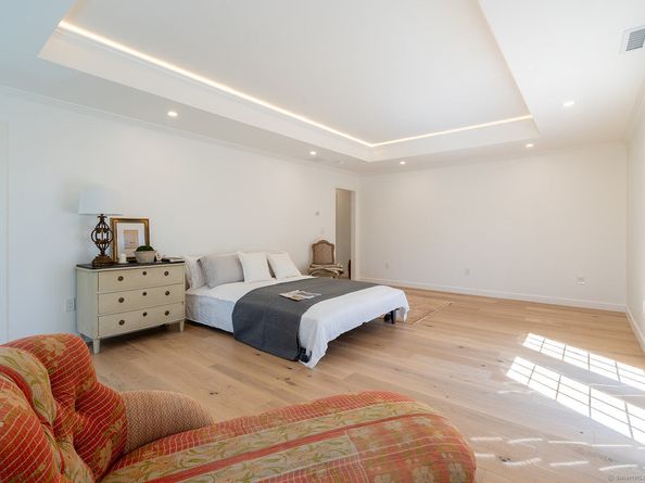 148 W Hills Road, New Canaan CT 06840
