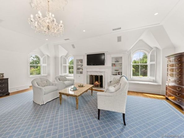262 Brushy Ridge Road, New Canaan CT 06840