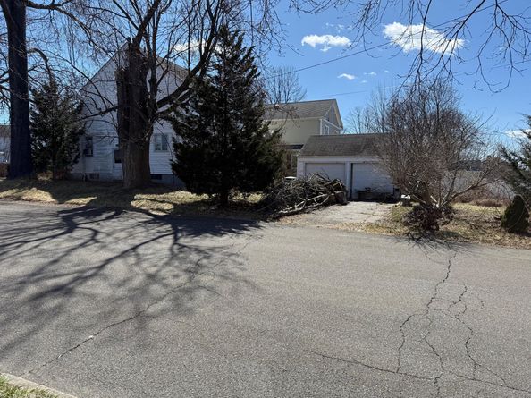 866 Merritt Street, Bridgeport CT 06606