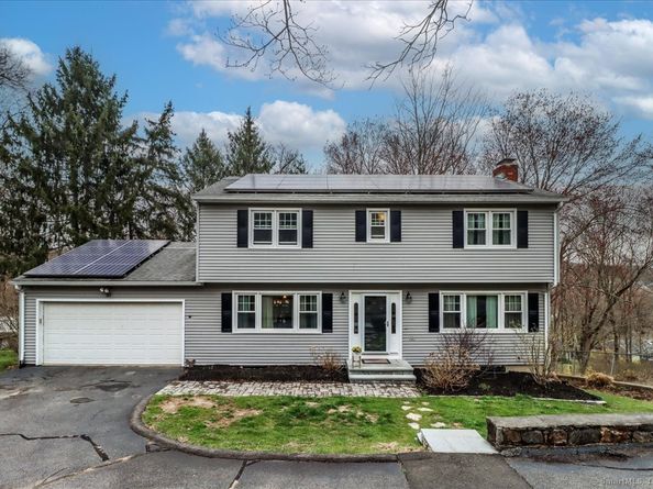33 Rexview Circle, Trumbull CT 06611