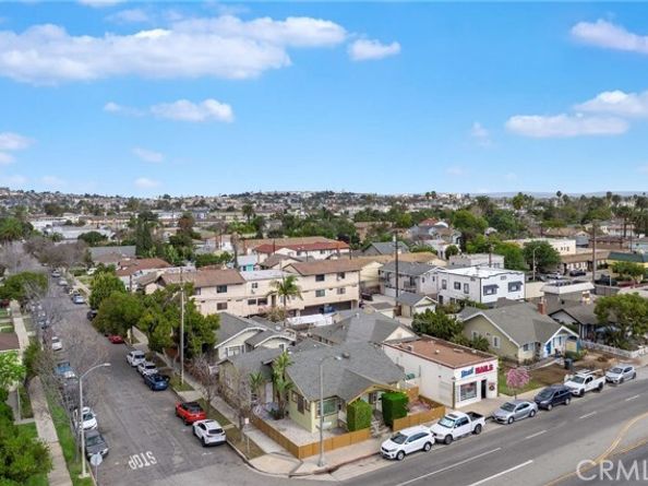 2703 7th Street, Long Beach CA 90804