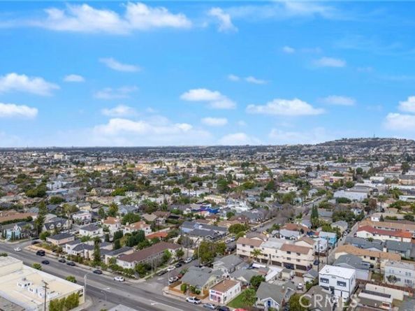 2703 7th Street, Long Beach CA 90804