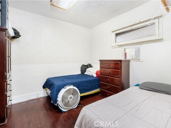 2703 7th Street, Long Beach CA 90804