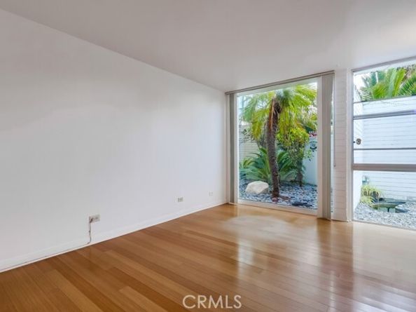 2999 E Ocean Boulevard, Long Beach CA 90803