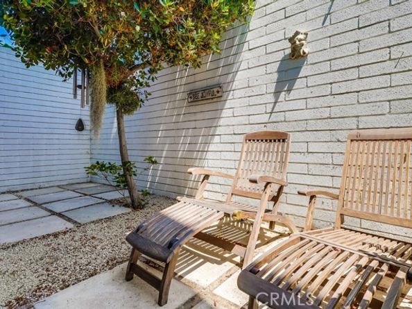 2999 E Ocean Boulevard, Long Beach CA 90803