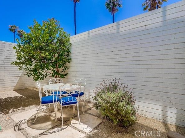 2999 E Ocean Boulevard, Long Beach CA 90803