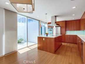 2999 E Ocean Boulevard, Long Beach CA 90803