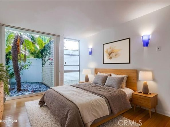 2999 E Ocean Boulevard, Long Beach CA 90803