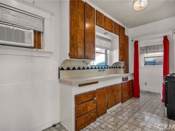 1939 South Alma Street, San Pedro (los Angeles) CA 90731