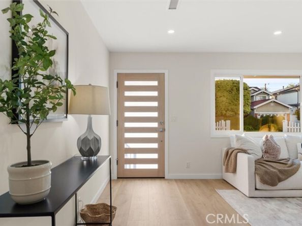 4534 Lennox, Sherman Oaks CA 91423