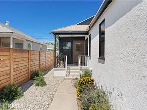 8353 Dunbarton, Westchester (los Angeles) CA 90045