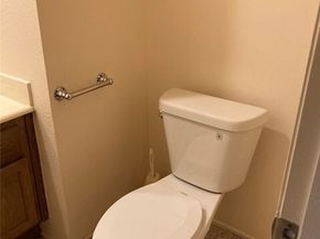 18153 Andrea Circle 4, Northridge (los Angeles) CA 91325