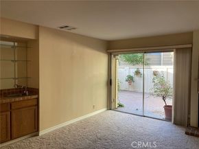 18153 Andrea Circle 4, Northridge (los Angeles) CA 91325